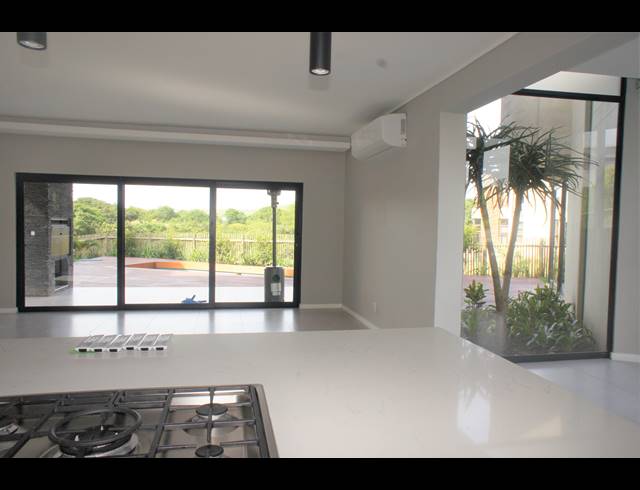 4 BEDROOM HOUSE TO LET IN PALM LAKES ESTATE
